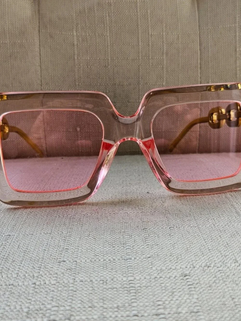 Fashion Women Sunglasses Gold Tone Arms Pink Frame Eyewear Fashion Shades
